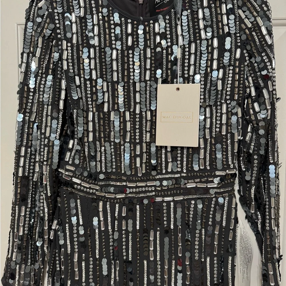 NWT Mac Duggal Embellished Dark Grey Long Sleeve Sheath Dress, size 6 - Picture 5 of 6